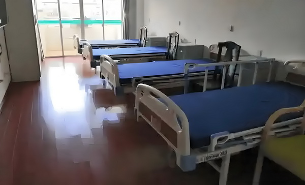 腹黑相爷的嚣张嫡妃